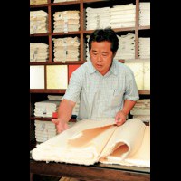 南投廣興紙寮 用心傳承手工紙 傳產轉型文創產業
