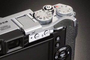 生活技.net: 富士官方版X系列相機鋁合金指柄