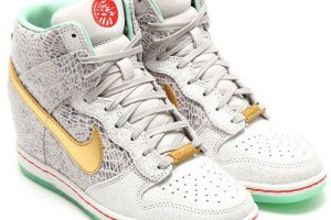 nike dunk sb系列 新配色馬年限量版 女生內增高休閒板鞋 淺灰金綠