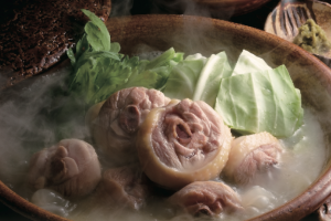 Heyashop: 正宗的「博多雞肉野菜水煮鍋」