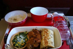 搜刮全球25家航空的飛機餐！你最想吃哪個？