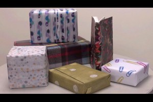 30秒生活好點子：找不到包裝紙沒關係！在辦公室用這招，讓交換禮物變得超搶手(收納,設計,生活) - 優生活 - 設計 - 30秒生活好點子 - 商業周刊