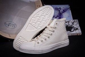 converse特賣會2014 限量版經典鱷魚皮高幫情侶潮流鞋 米白色(TW)-converse官方網-converse帆布鞋|高筒帆布鞋|all star_converse專賣店-converse特賣會2014(3折賣)