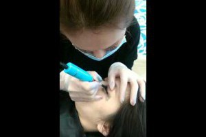 推薦新竹繡隱形眼線教學紋眼線韓式眼線水晶裸唇新竹接睫毛植睫毛專業老師