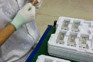 生活技.net: 三星 Galaxy S6 電池曝光確認為 2600mAh