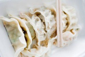 餃子人人愛吃，可你知道嗎？它最初的用途竟然是……