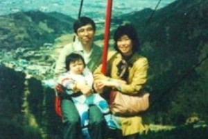 你知道80年代的纜車是怎樣的嗎？這真是在玩命啊！ | 照片 | 纜車 | 玩命 | 台灣大紀元