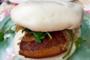  親送「愛心待用餐」割包