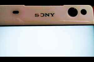 生活技.net: SONY 自拍新機Lavender前置面板曝光