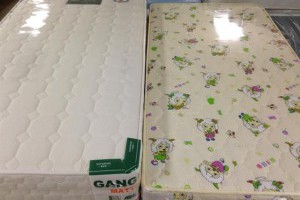 你家床墊那層塑膠膜，撕掉了嗎？ | 台灣大紀元