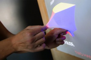 生活技.net: Ghost 的全新三維顯示技術可在屏幕進行互動