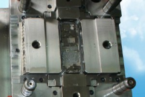 塑膠模具亨承塑膠鋼模開模射出鋼模塑膠射出成型射出模具廠推薦鋼模廠優良廠商