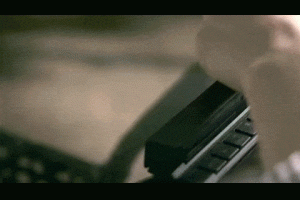 生活技.net: LG Rolly Keyboard - 卷摺式藍牙鍵盤